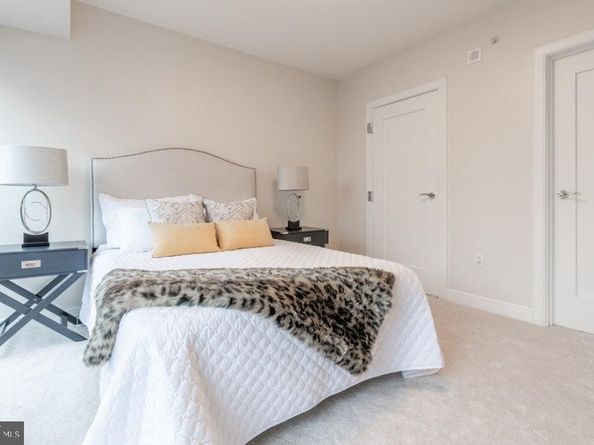 1111 19TH Street N 1403, Arlington VA 22209