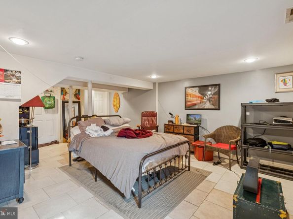 800 Xenia Street SE, Washington DC 20032