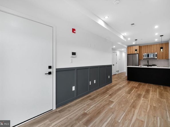 1527 Ogden Street B, Philadelphia PA 19130