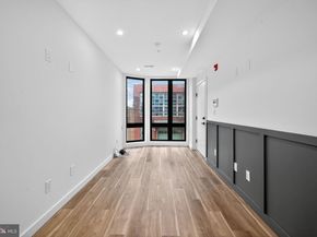 1527 Ogden Street B, Philadelphia PA 19130