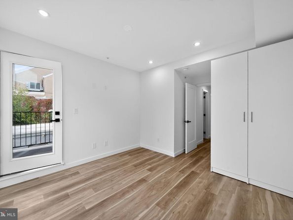 1527 Ogden Street B, Philadelphia PA 19130