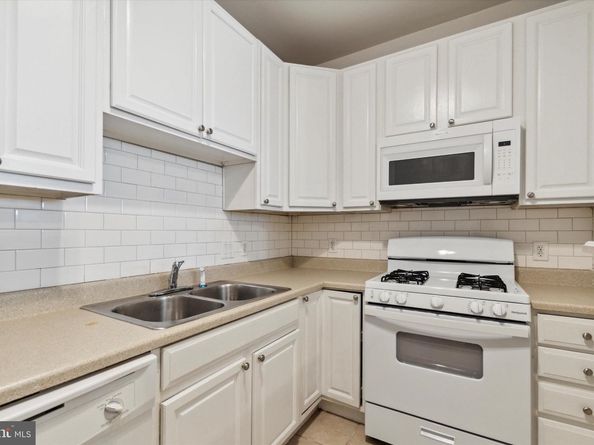 1710 Fontain Street, Philadelphia PA 19121