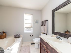 4190 Milords Lane, Doylestown PA 18902