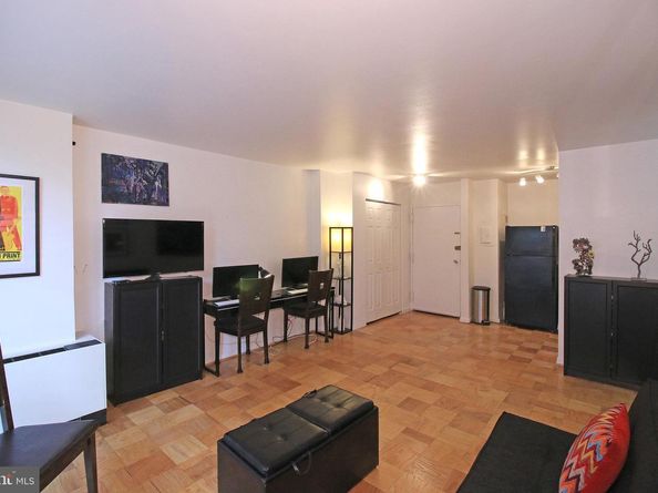 1260 21st Street NW 207, Washington DC 20036