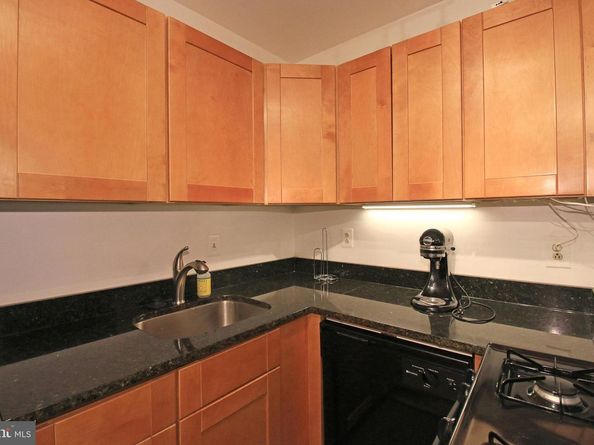 1260 21st Street NW 207, Washington DC 20036