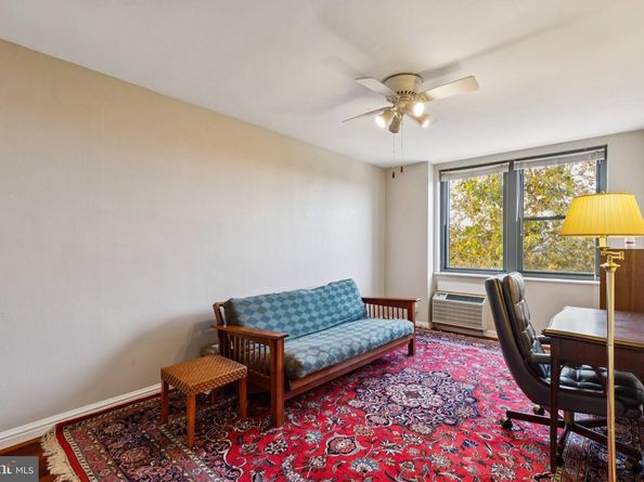 2601 Pennsylvania Avenue 409, Philadelphia PA 19130