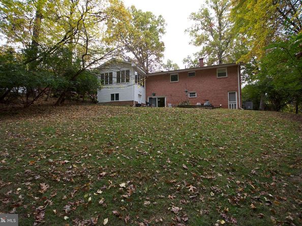 9921 Woodrow Street, Vienna VA 22181