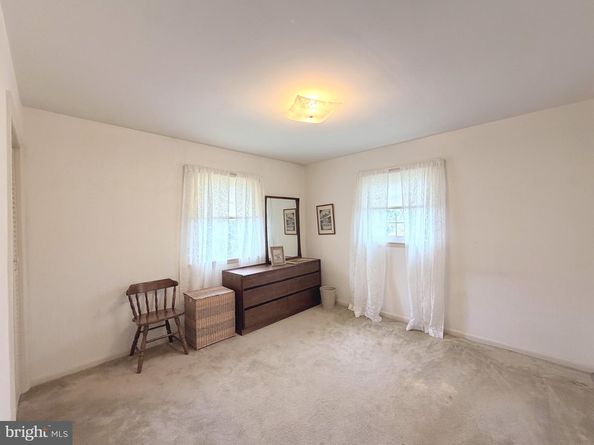 9921 Woodrow Street, Vienna VA 22181