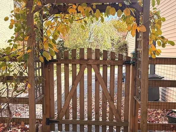 11512 Le Havre Drive, Potomac MD 20854