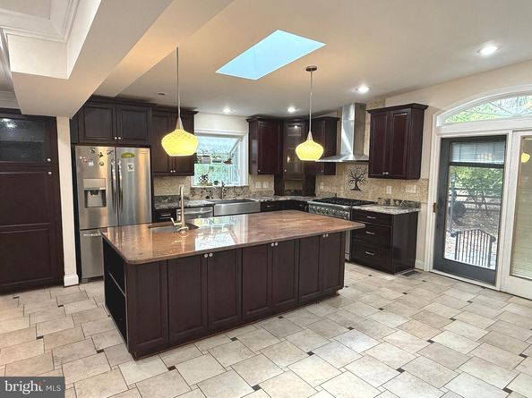 11512 Le Havre Drive, Potomac MD 20854