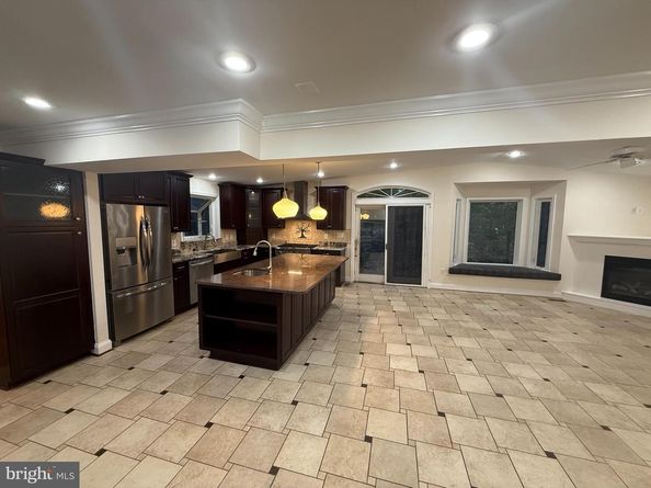 11512 Le Havre Drive, Potomac MD 20854