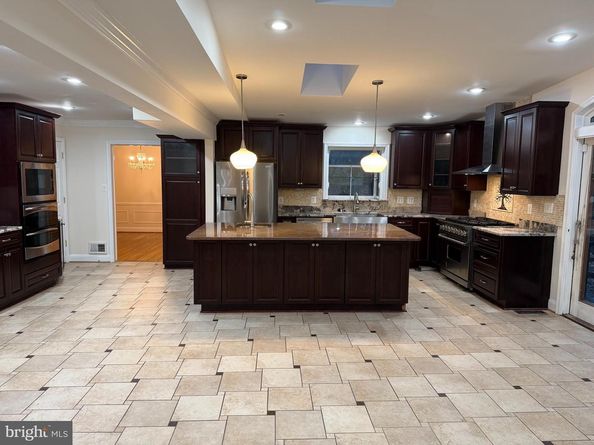 11512 Le Havre Drive, Potomac MD 20854