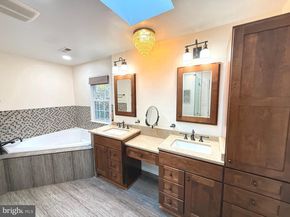 11512 Le Havre Drive, Potomac MD 20854