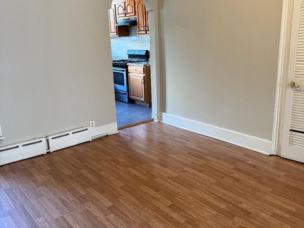 4921 N Hutchinson Street, Philadelphia PA 19141