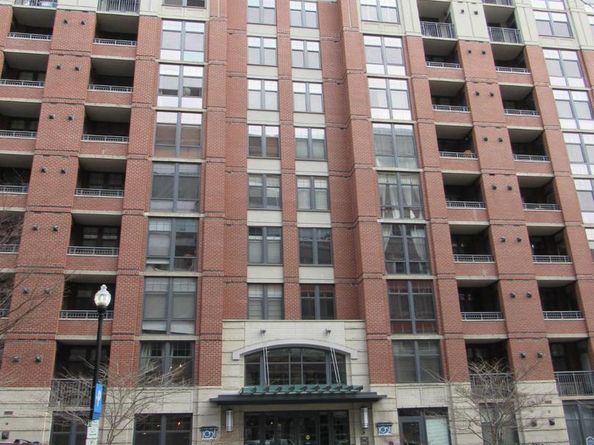 1021 N Garfield Street 318, Arlington VA 22201