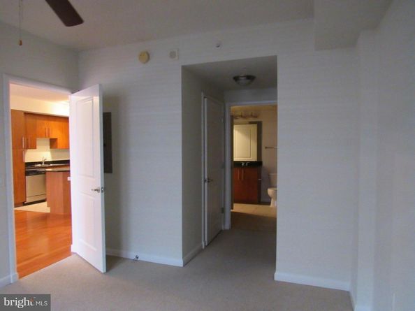 1021 N Garfield Street 318, Arlington VA 22201