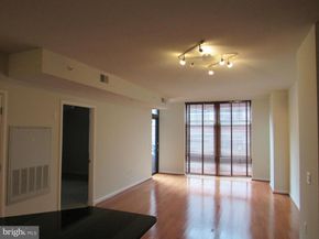 1021 N Garfield Street 318, Arlington VA 22201