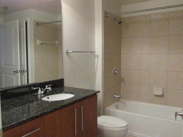 1021 N Garfield Street 318, Arlington VA 22201