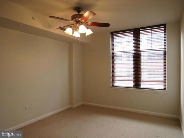 1021 N Garfield Street 318, Arlington VA 22201