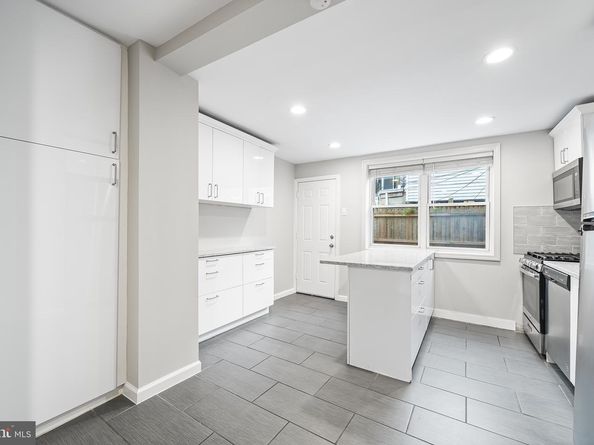 618 Mcclellan Street, Philadelphia PA 19148