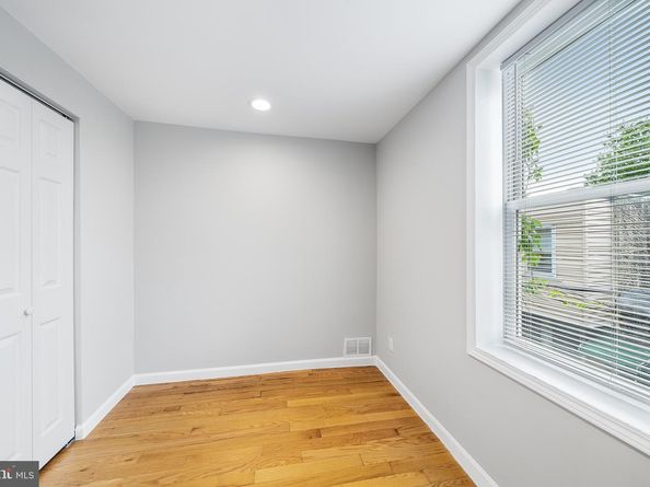 618 Mcclellan Street, Philadelphia PA 19148