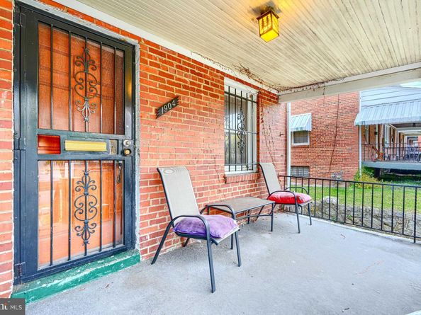 1904 U Place SE, Washington DC 20020