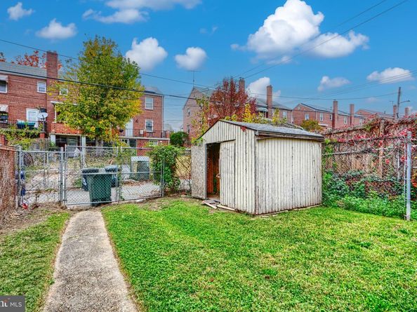 1904 U Place SE, Washington DC 20020