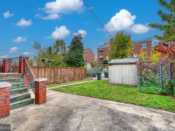 1904 U Place SE, Washington DC 20020