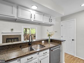 6557 Cypress Point Road, Alexandria VA 22312