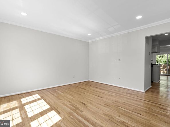 6557 Cypress Point Road, Alexandria VA 22312