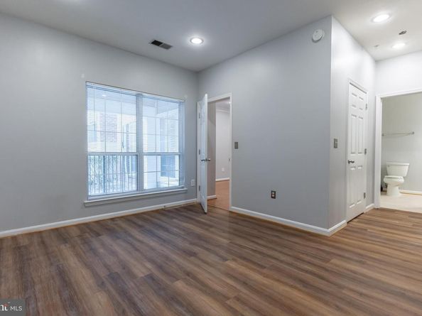 4850 Eisenhower Avenue 115, Alexandria VA 22304