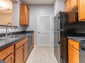 4850 Eisenhower Avenue 115, Alexandria VA 22304