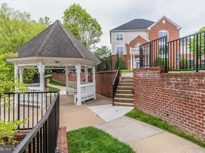 4850 Eisenhower Avenue 115, Alexandria VA 22304