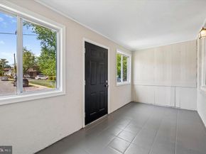 1014 Hansen, Collingdale PA 19023