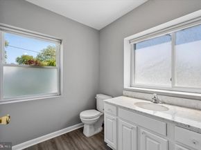2211 Dickens Lane, Broomall PA 19008