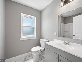 2211 Dickens Lane, Broomall PA 19008
