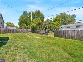 2211 Dickens Lane, Broomall PA 19008