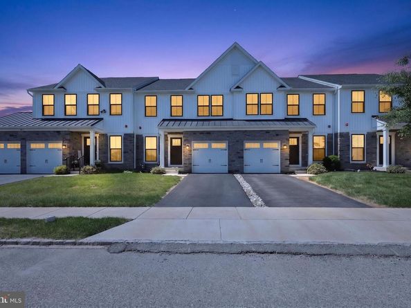 8005 Milltown Circle, Cheltenham PA 19012