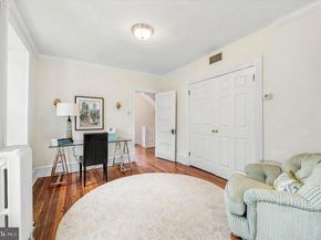 303 E Gravers Lane, Philadelphia PA 19118