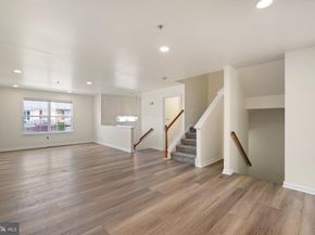 329 Glenn Rose Circle, King Of Prussia PA 19406