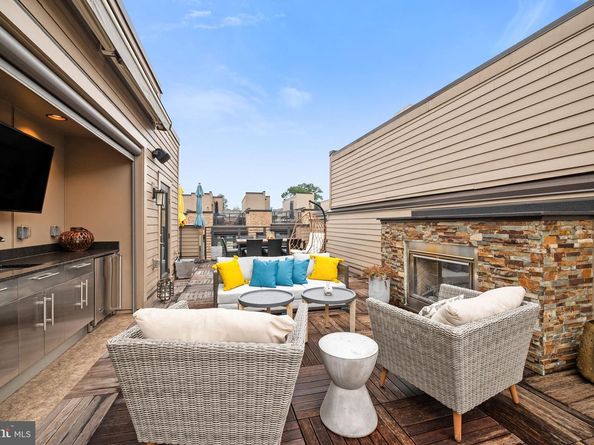 151 Winsome Circle, Bethesda MD 20814
