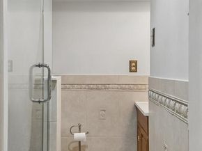 2049 Appletree Street, Philadelphia PA 19103