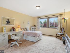 1964 Melmar Road, Huntingdon Valley PA 19006