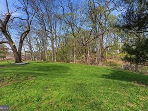 1964 Melmar Road, Huntingdon Valley PA 19006