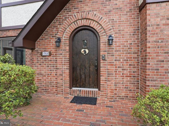 1964 Melmar Road, Huntingdon Valley PA 19006
