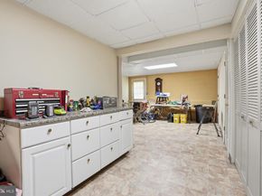 1964 Melmar Road, Huntingdon Valley PA 19006