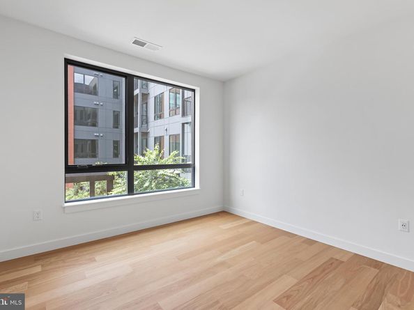 7175 12TH Street NW 513, Washington DC 20011