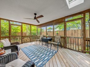 1634 Nathan Ln, Herndon VA 20170