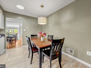 1634 Nathan Ln, Herndon VA 20170