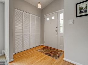 1634 Nathan Ln, Herndon VA 20170